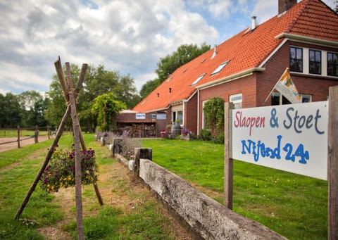 Slaopen en Stoet Bed and Breakfast in Drenthe (province)