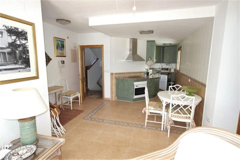 Kitchen or kitchenette, Living room, Dining area