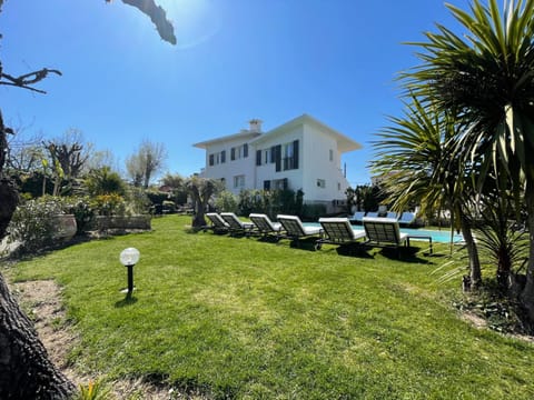 Villa Louise-Rose Bed and Breakfast in Cagnes-sur-Mer