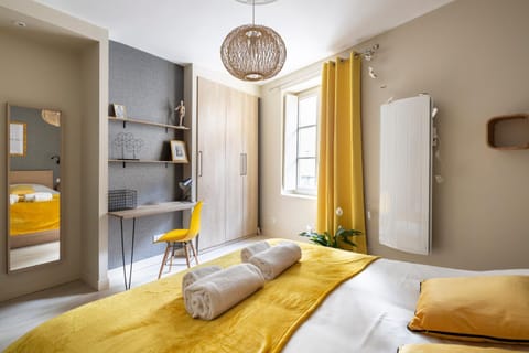 LE CRAZY by Cocoonr Appartement in Rennes