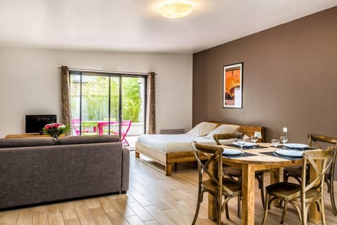 Résid'Spa Loire & Sèvre Apartment hotel in Rezé