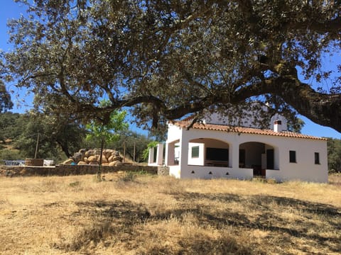 Casa Rural Monterrey Aroche Country House in Sierra de Huelva