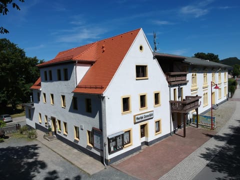 Property building, Facade/entrance