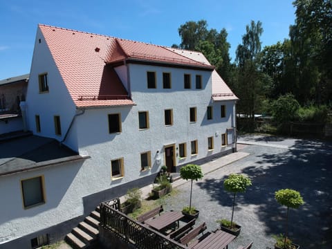 Property building, Facade/entrance