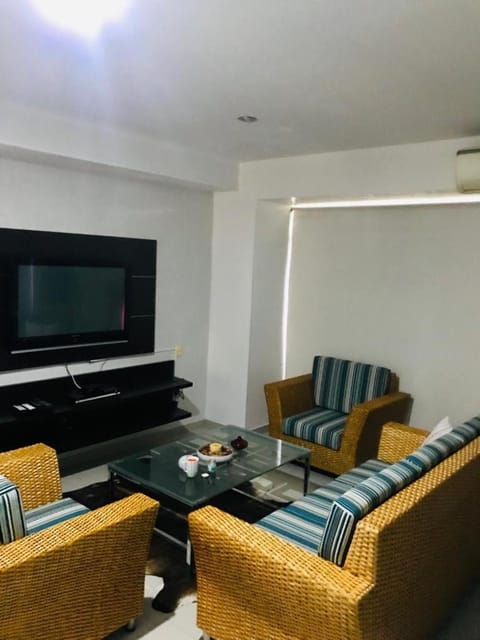 APARTAMENTO AMOBLADO CON EXCELENTE UBICACIÓN Appartement in Bucaramanga