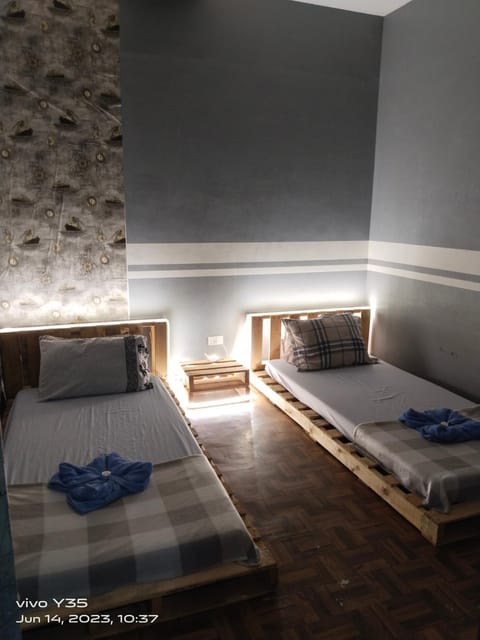 Napsule Suites Hostel in Davao City