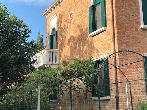 Villa Contarini B&B Übernachtung mit Frühstück in Lido di Venezia