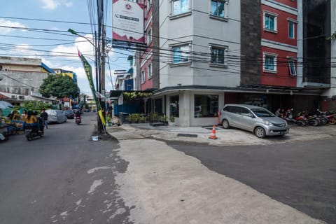 Facade/entrance, Street view