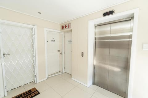 The Pearls 5th Floor Luxury Apartment Apartment in Port Elizabeth