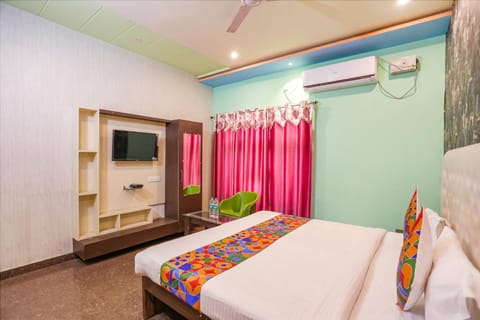 FabExpress Kriti Green Hotel in Varanasi