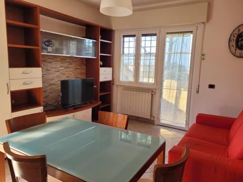 Travel Solution - SeaView & Roman Apartments CIR 13014 Condo in Anzio