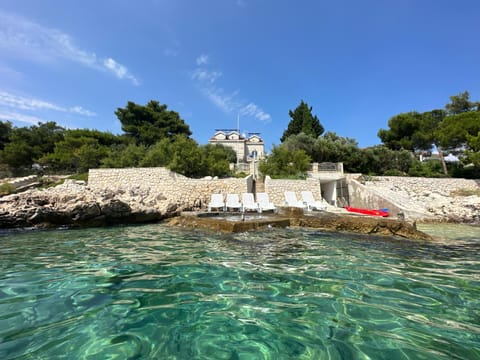 Property building, Snorkeling, Sea view