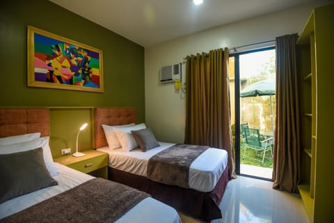 ETT HomeTel Hotel in Western Visayas