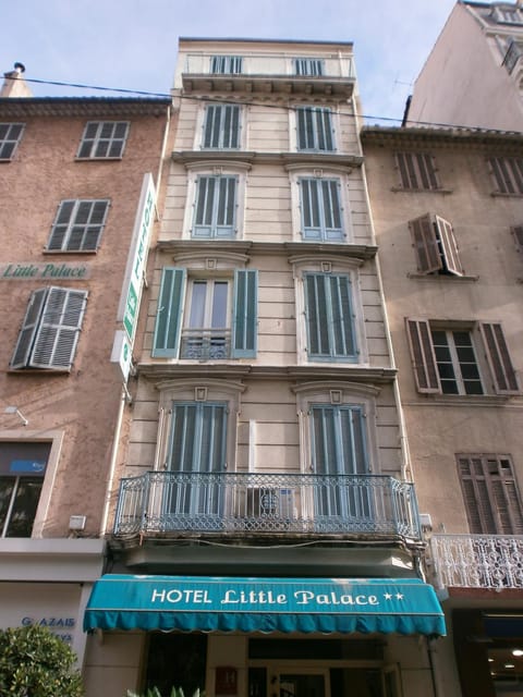 Little Palace Hotel in Toulon