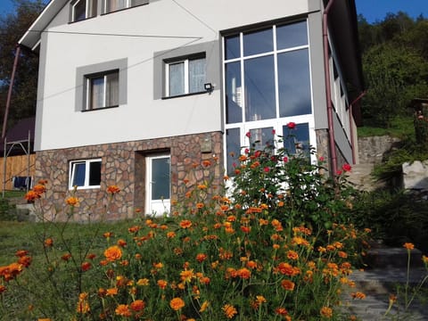 Casa din prund Ocolis Aufenthalt auf dem Bauernhof in Cluj County