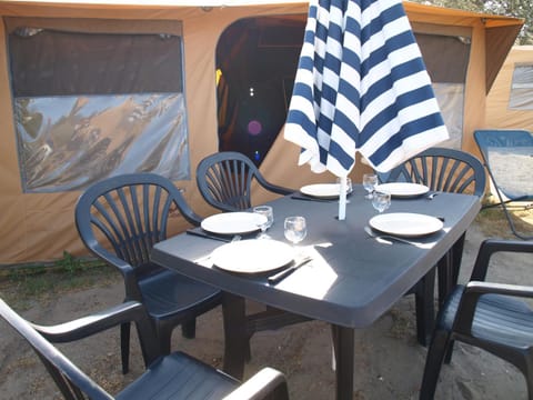 Oh! Campings La Brise Campeggio /
resort per camper in Saintes-Maries-de-la-Mer