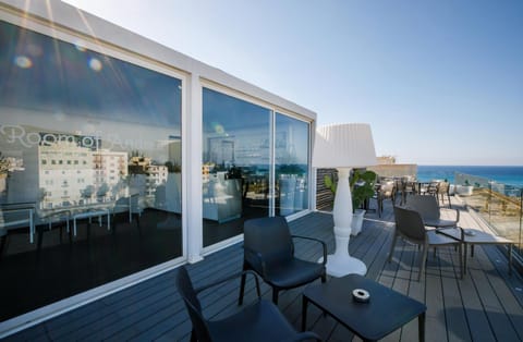 Balcony/Terrace, Swimming pool