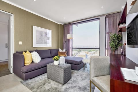 Sandton Apartment 15 West Road South Condo in Sandton