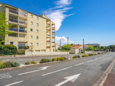 Apartment Le Yachting-2 by Interhome Apartment in Royan