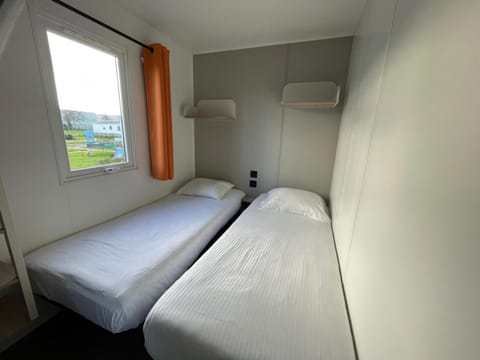 Holidaypark Klein Strand Campground/ 
RV Resort in Flanders