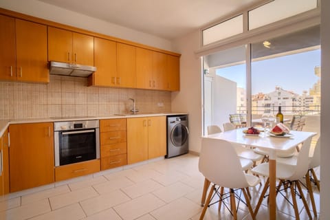 Athina Mackenzie 2 Bedroom Flat with Pool Apartment in Larnaca