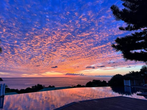 Pool view, Pool view, Sea view, Sea view, Swimming pool, Swimming pool, Sunset