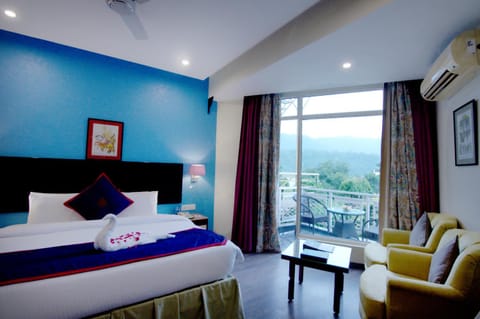 GANGA KINARE- A Riverside Boutique Resort, Rishikesh Resort in Rishikesh