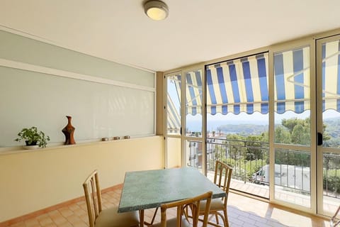 View (from property/room), Balcony/Terrace, Seating area