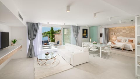 Living room, Photo of the whole room, Seating area