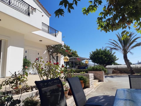 Swan House Panoramic View - Near the sea House in Kos, Greece