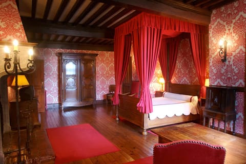 Hostellerie du Vieux Pérouges Hotel in Auvergne-Rhône-Alpes