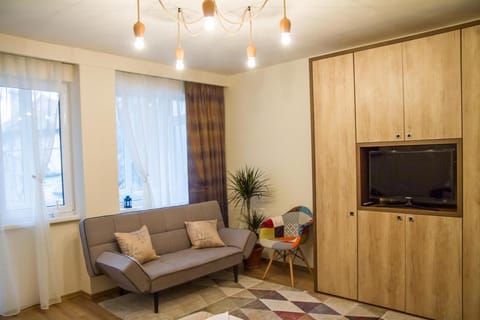 Boem Studio Apartment in Brasov