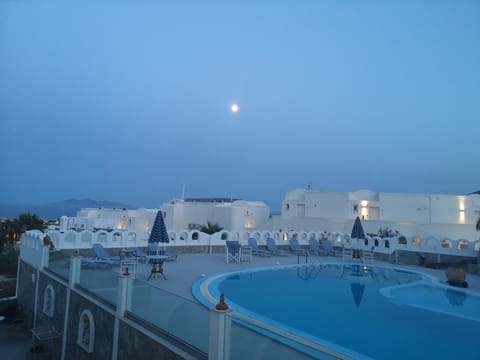 Agapi Villas Hotel in Santorini