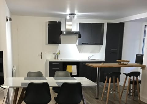 Appartement "Le Clos" pour 4 personnes avec un parking privé Apartment in Auvergne-Rhône-Alpes