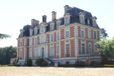 Facade/entrance, Balcony/Terrace