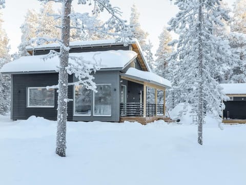 Holiday Home Pallaskieppi by Interhome House in Norrbotten County, Sweden