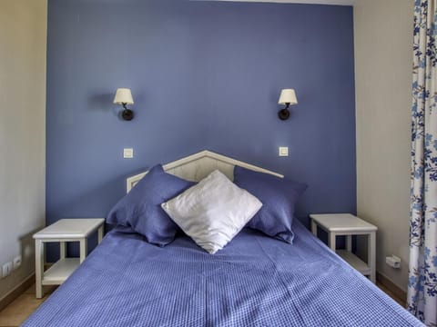 Apartment Les Rivages de Coudoulière-10 by Interhome Apartamento in Six-Fours-les-Plages