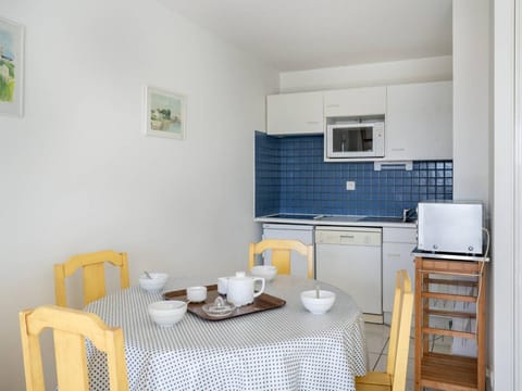 Appartement Duplex 50m² à Carnac avec Piscine Chauffée, Proche Plages pour 6 Personnes - FR-1-477-63 Apartment in Carnac