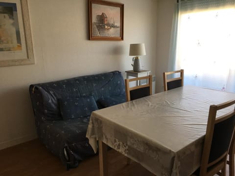 Appartement T2 cabine à 2 min de la plage avec parking privatif à Fort-Mahon - FR-1-482-6 Apartamento in Fort-Mahon-Plage