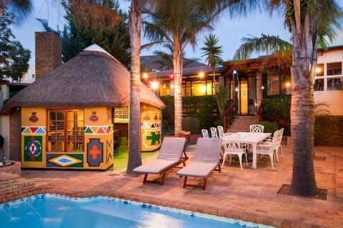 Annette Guesthouse Bed and Breakfast in Cape Town