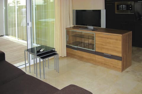 Apartment in La Escala with air conditioning Condo in L'Escala
