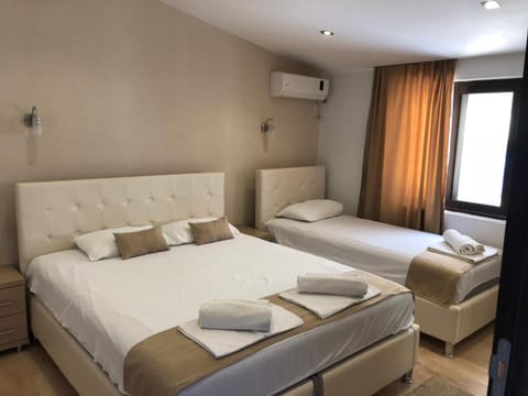 Days Inn Apartments Condo in Ulcinj