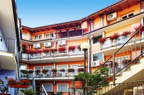 Apartment in the Residence dei Fiori Baveno Condo in Baveno