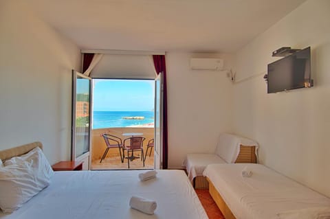 Apartmani Lasta Bed and Breakfast in Ulcinj Municipality