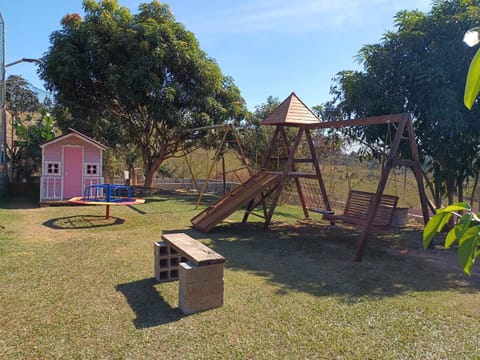 Chacara Fernandes House in State of São Paulo