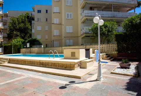 APARTAMENTO - WIFI FREE - PISCINA - 50 M PLAYA Apartment in Salou