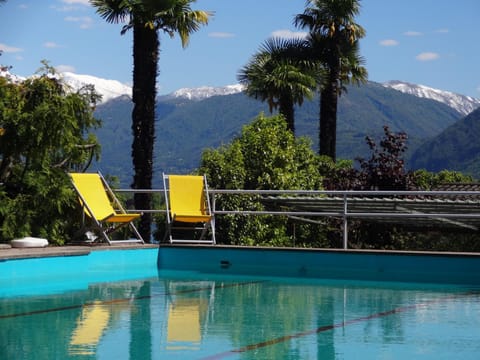 Mountain view, Pool view, Swimming pool, Swimming pool, sunbed