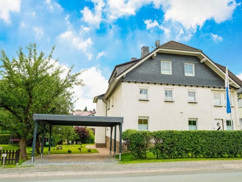 Luxurious Apartment in Medebach near public pool Eigentumswohnung in Medebach