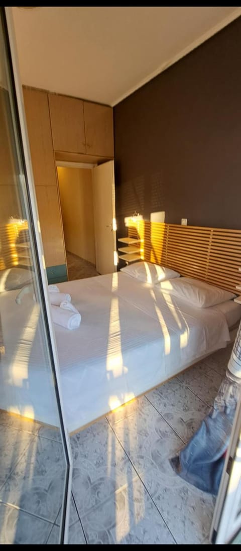 warm cozy & quiet Appartamento in Kallithea