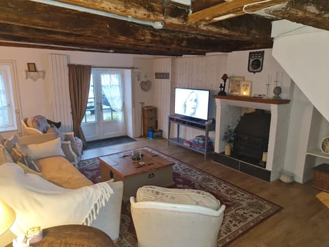 JOSSELIN CHURCH VIEW . House in Brittany